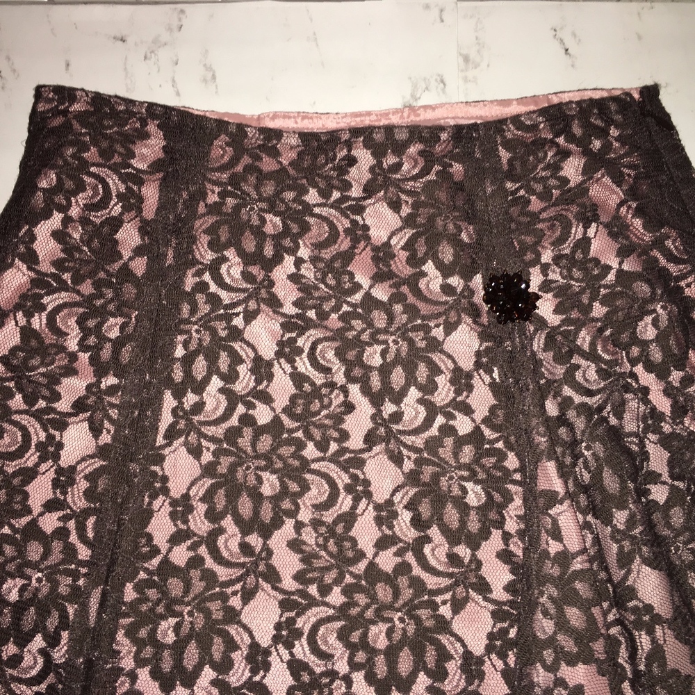 Odille Brown Lace Overlay A-Line Skirt-EUC - Picture 5 of 5